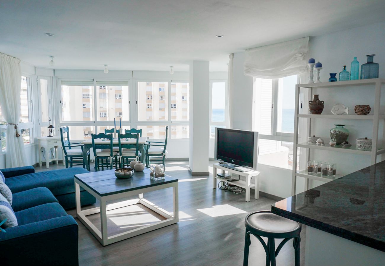 Ferienwohnung in Torrox Costa - WintowinRentaErstaunlicher frontaler Meerblick in Torroxls 