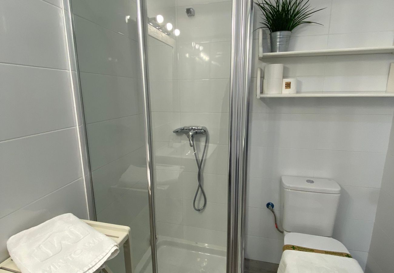 Ferienwohnung in Torrox Costa - WintowinRentaErstaunlicher frontaler Meerblick in Torroxls 