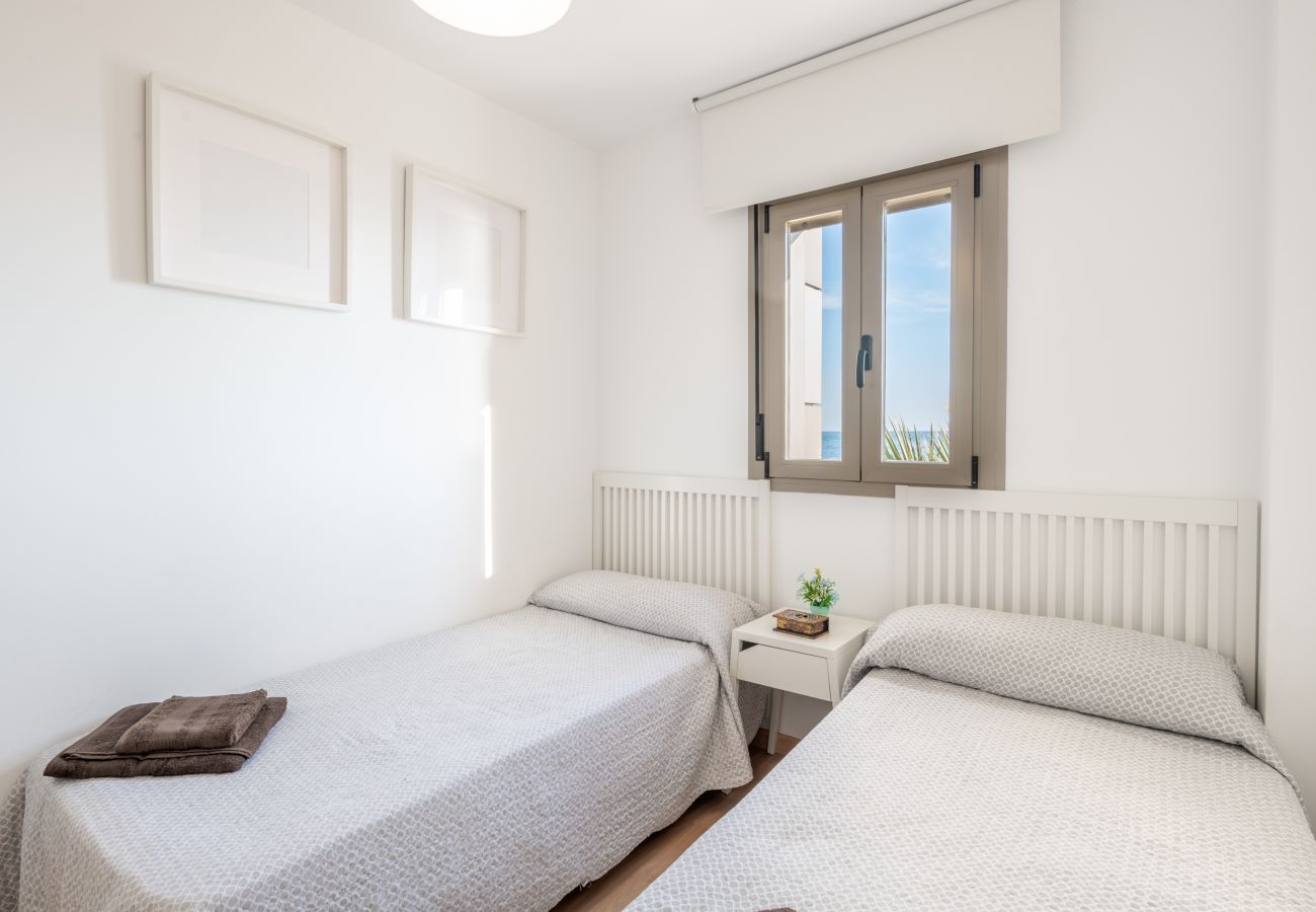 Ferienwohnung in Rincón de la Victoria - WintowinRentals BezmilianaPlaya Promenade Virgen del Carmen