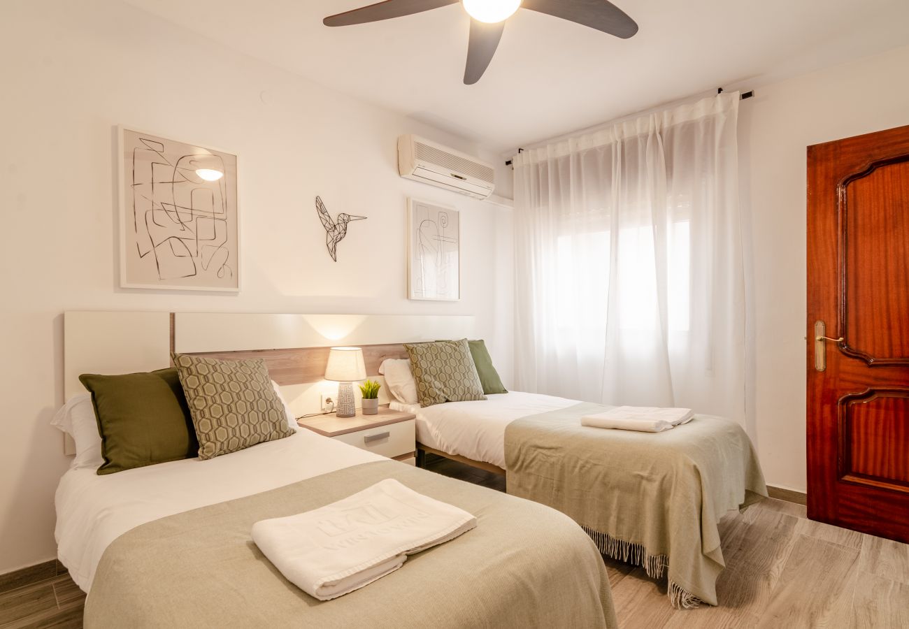Ferienwohnung in Málaga - WintowinRentals Fabulous, WIFI und kostenlose Parkplätze.