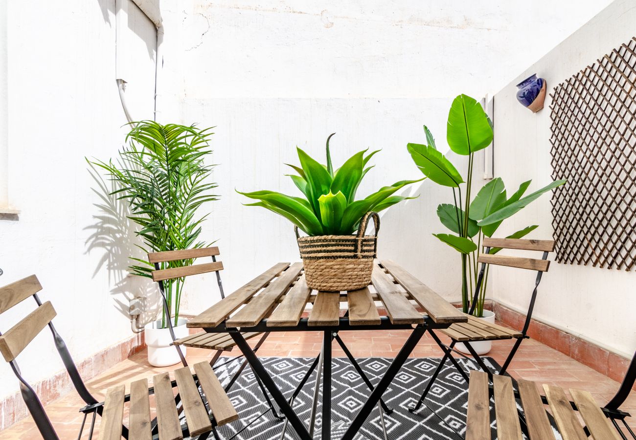 Ferienwohnung in Málaga - WintowinRentals Fabulous, WIFI und kostenlose Parkplätze.