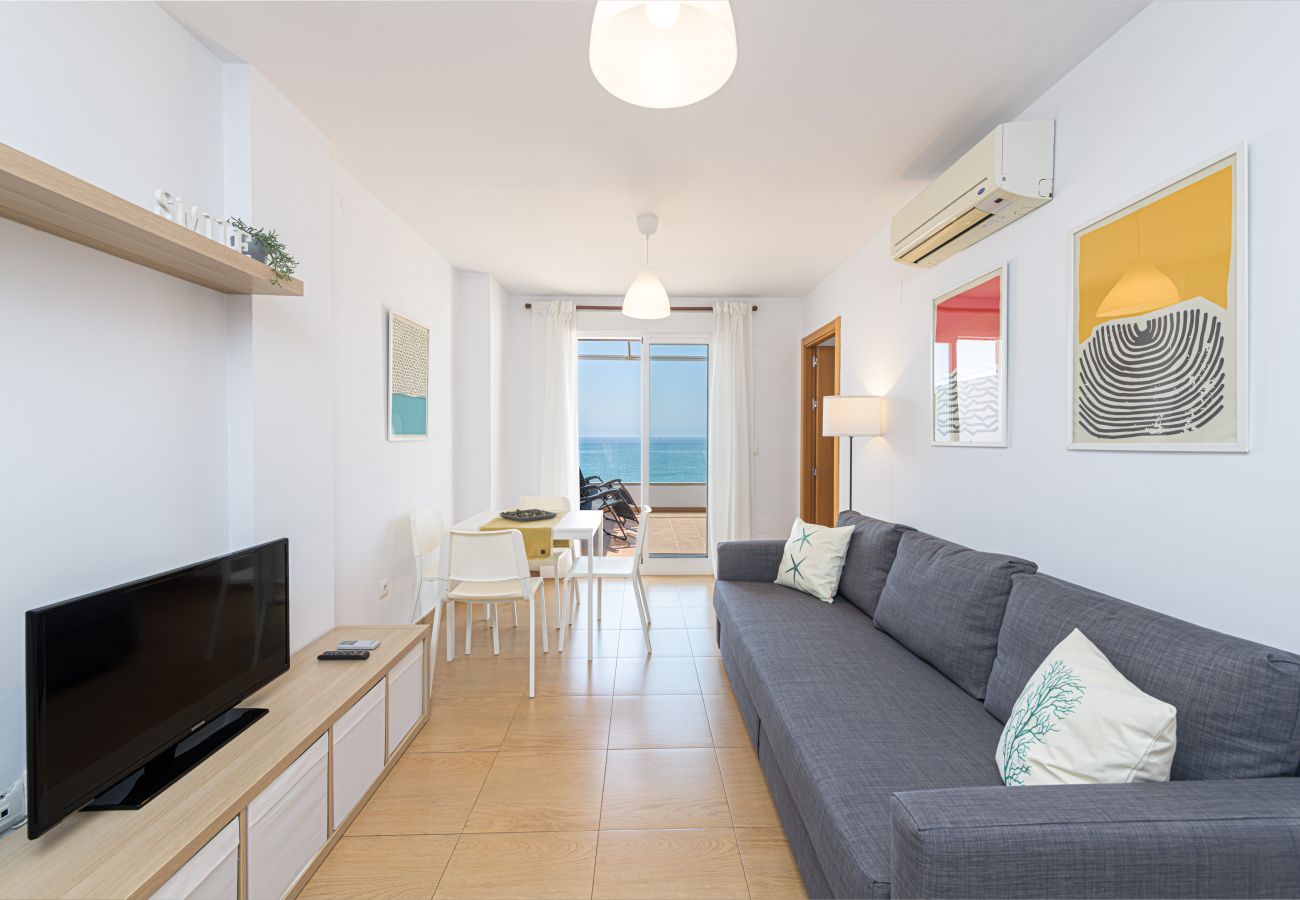 Ferienwohnung in Torre de Benagalbon - WintowinRentals Tolle Wohnung in der 1. Strandlinie