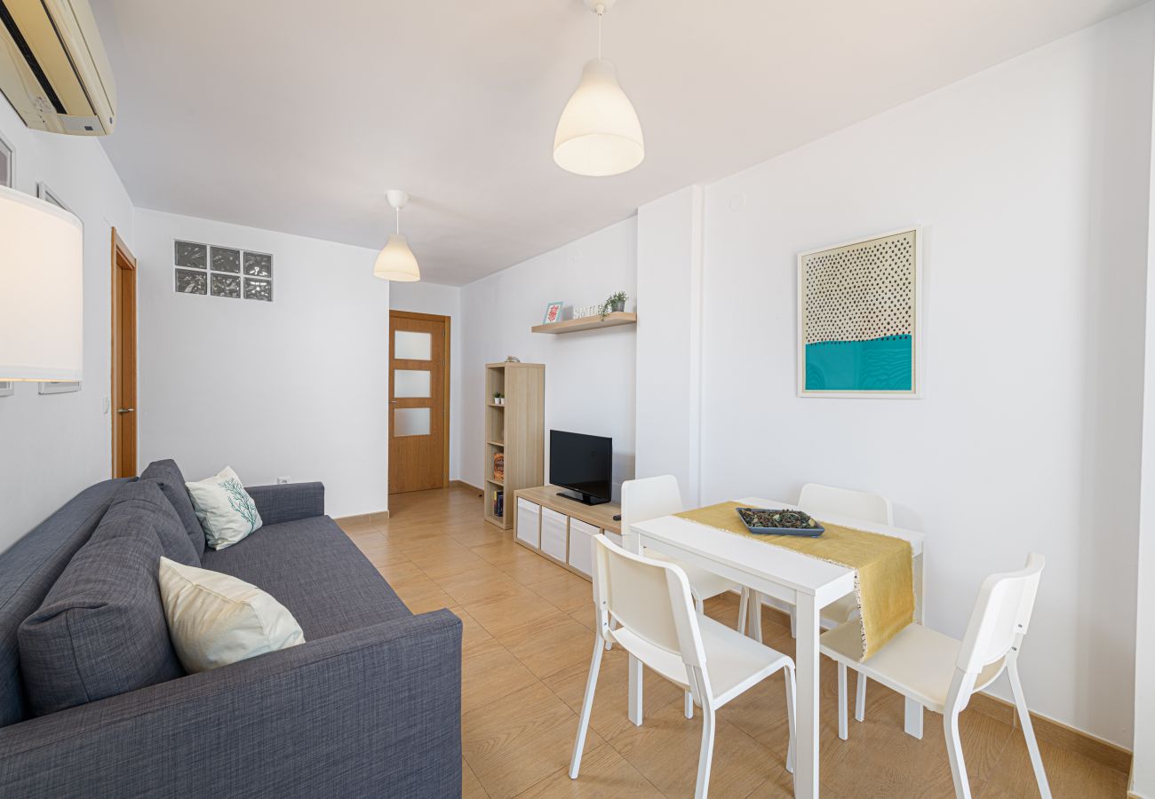 Ferienwohnung in Torre de Benagalbon - WintowinRentals Tolle Wohnung in der 1. Strandlinie