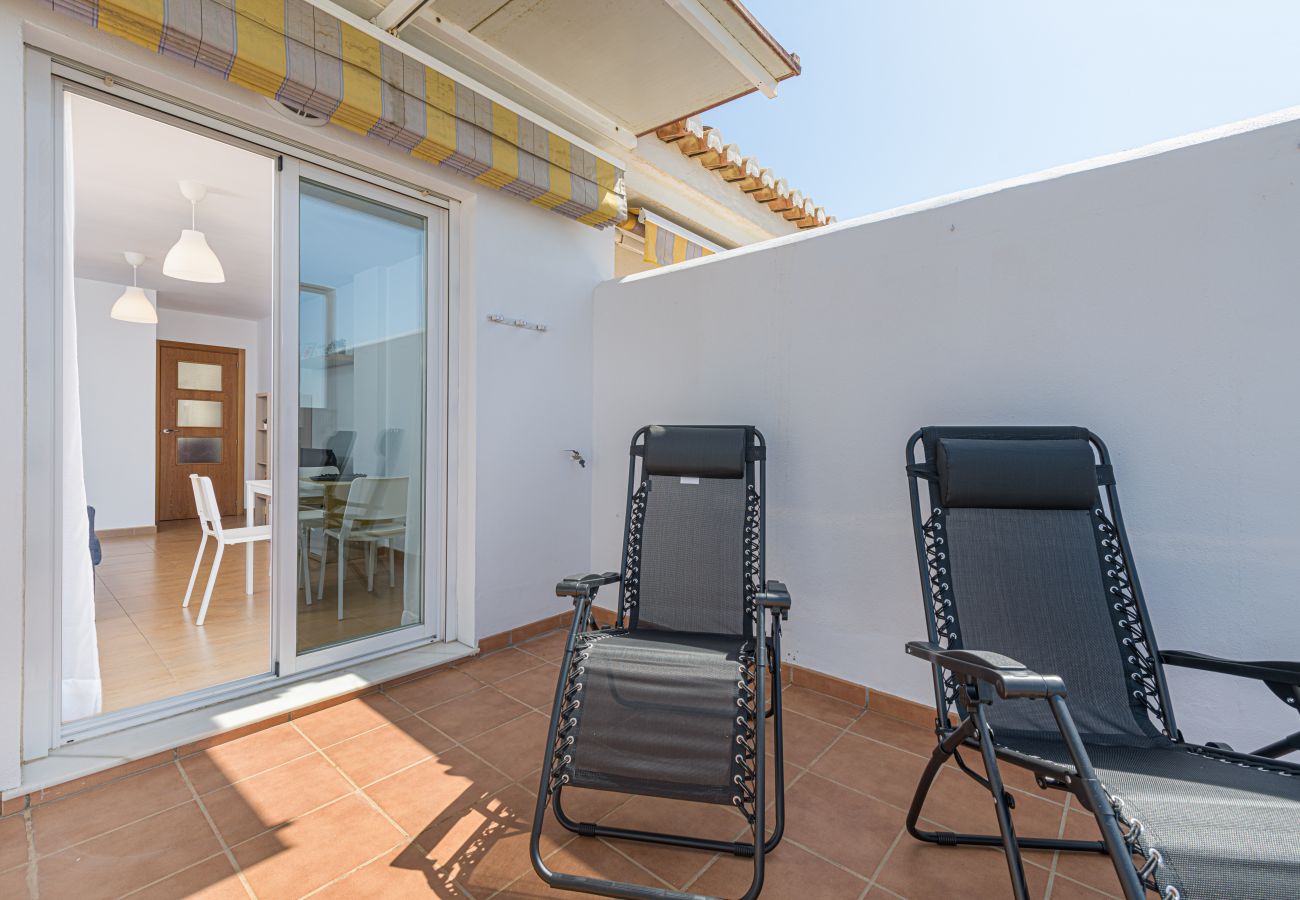 Ferienwohnung in Torre de Benagalbon - WintowinRentals Tolle Wohnung in der 1. Strandlinie