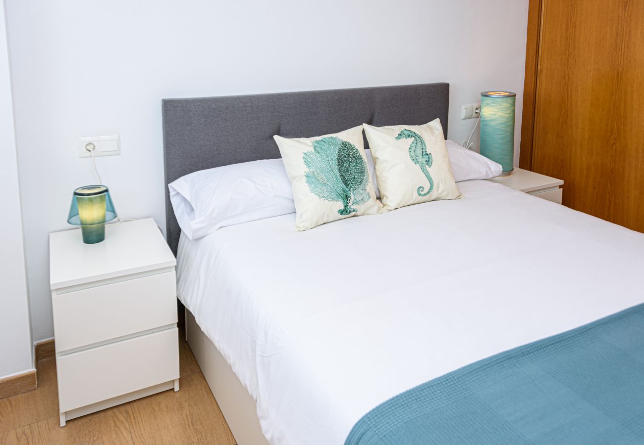 Ferienwohnung in Torre de Benagalbon - WintowinRentals Tolle Wohnung in der 1. Strandlinie