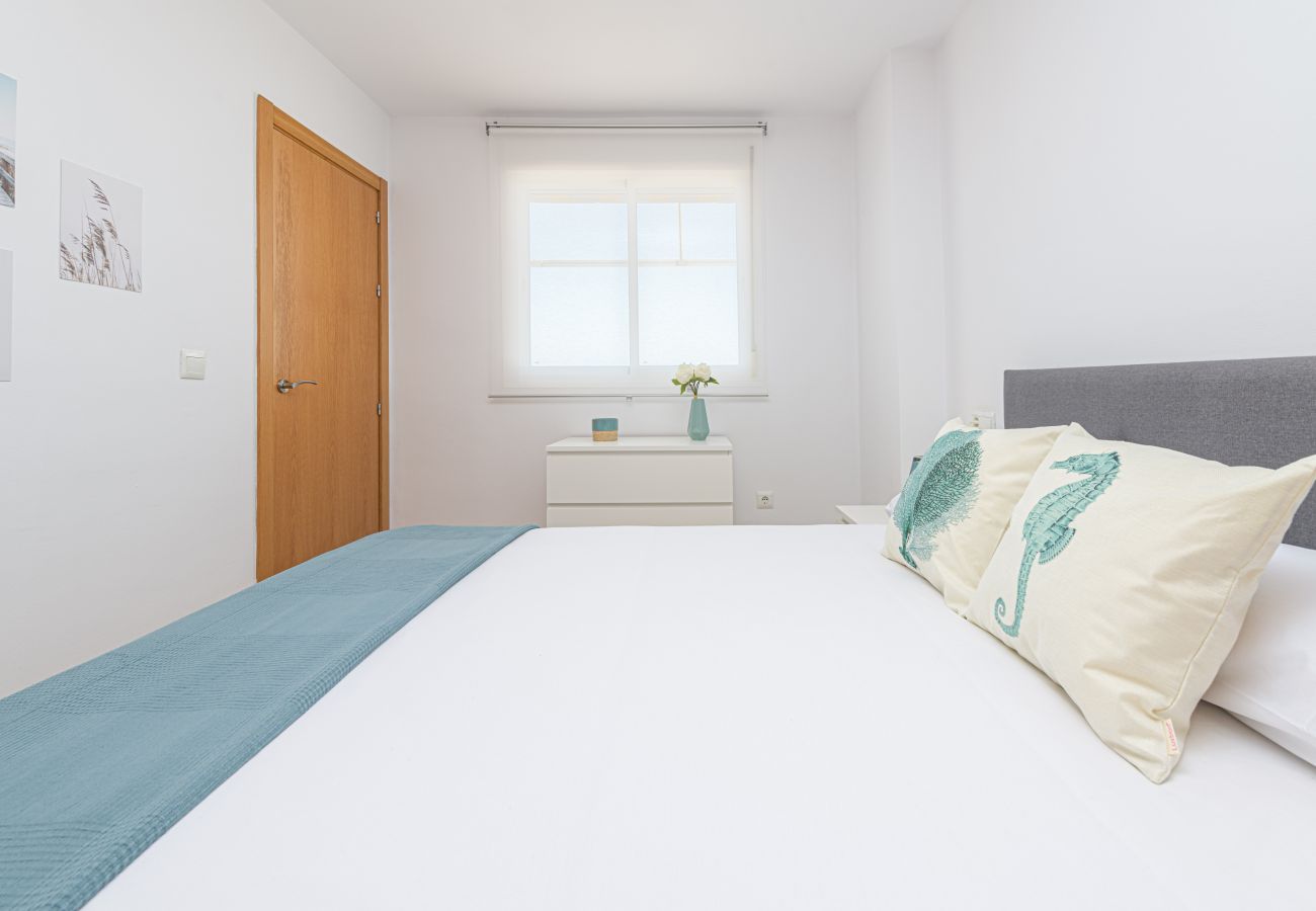 Ferienwohnung in Torre de Benagalbon - WintowinRentals Tolle Wohnung in der 1. Strandlinie