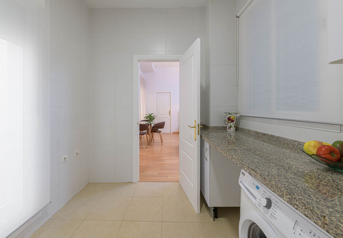 Ferienwohnung in Málaga - WintowinRentals Zentral, elegant und leise