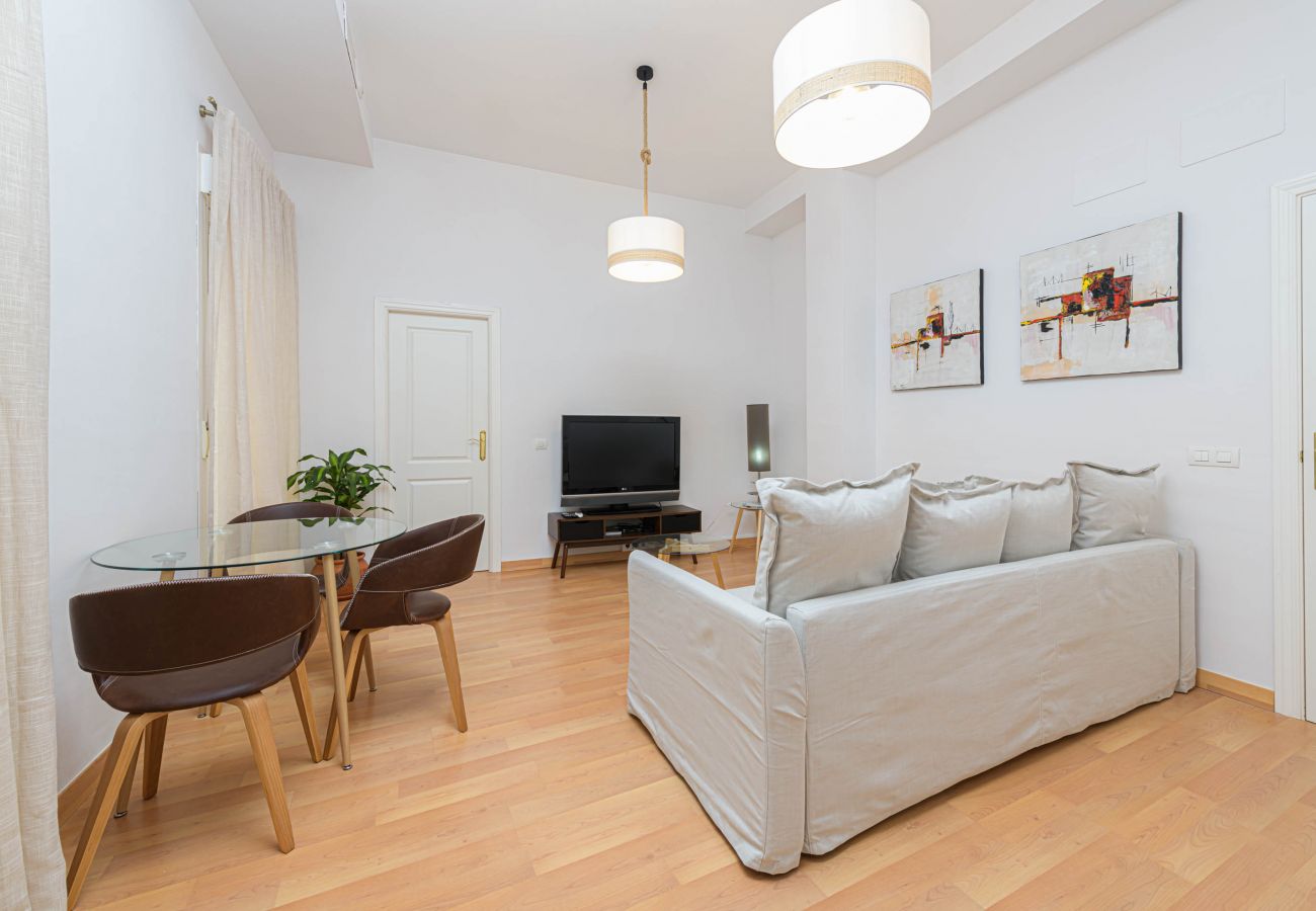 Ferienwohnung in Málaga - WintowinRentals Zentral, elegant und leise
