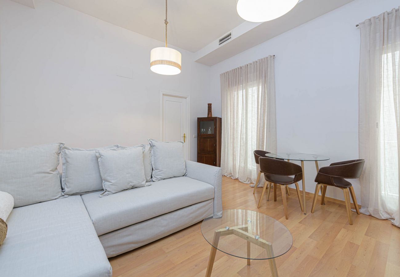 Ferienwohnung in Málaga - WintowinRentals Zentral, elegant und leise