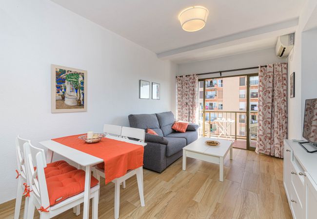 Ferienwohnung in Fuengirola - WintowinRentals großartige Lage und Meerblick. Ferienwohnung in Fuengirola - WintowinRentals großartige Lage und Meerblick.