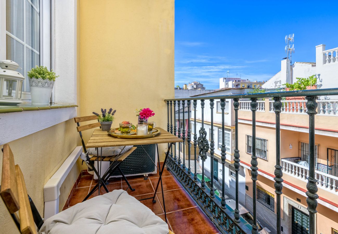 Ferienwohnung in Málaga - WintoWinRentals - La Estancia KOSTENLOSE PARKPLÄTZE.