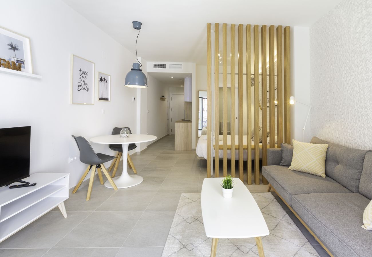 Studio in Málaga - WintowinRentals - Estudio Héroes de Sostoa 156