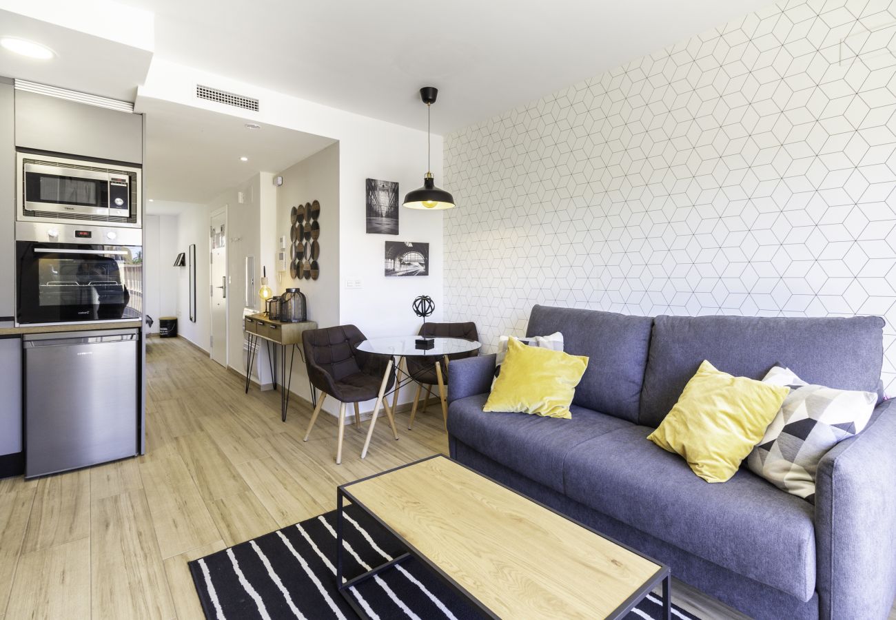 Ferienwohnung in Málaga - WintowinRentals Huelin Suites Industrial