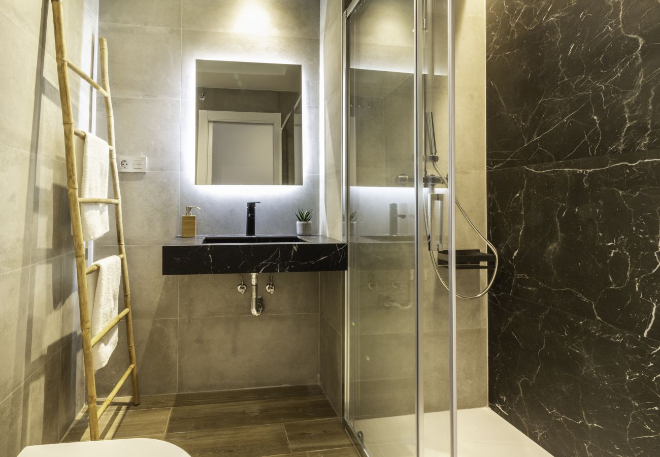 Ferienwohnung in Málaga - Huelin Suites by WintowinRentals Loft NewYork