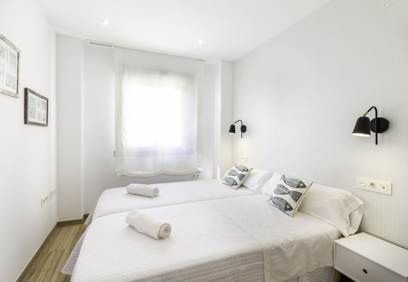 Ferienwohnung in Málaga - WintoWinRentals - Apartment im nautischen Stil.
