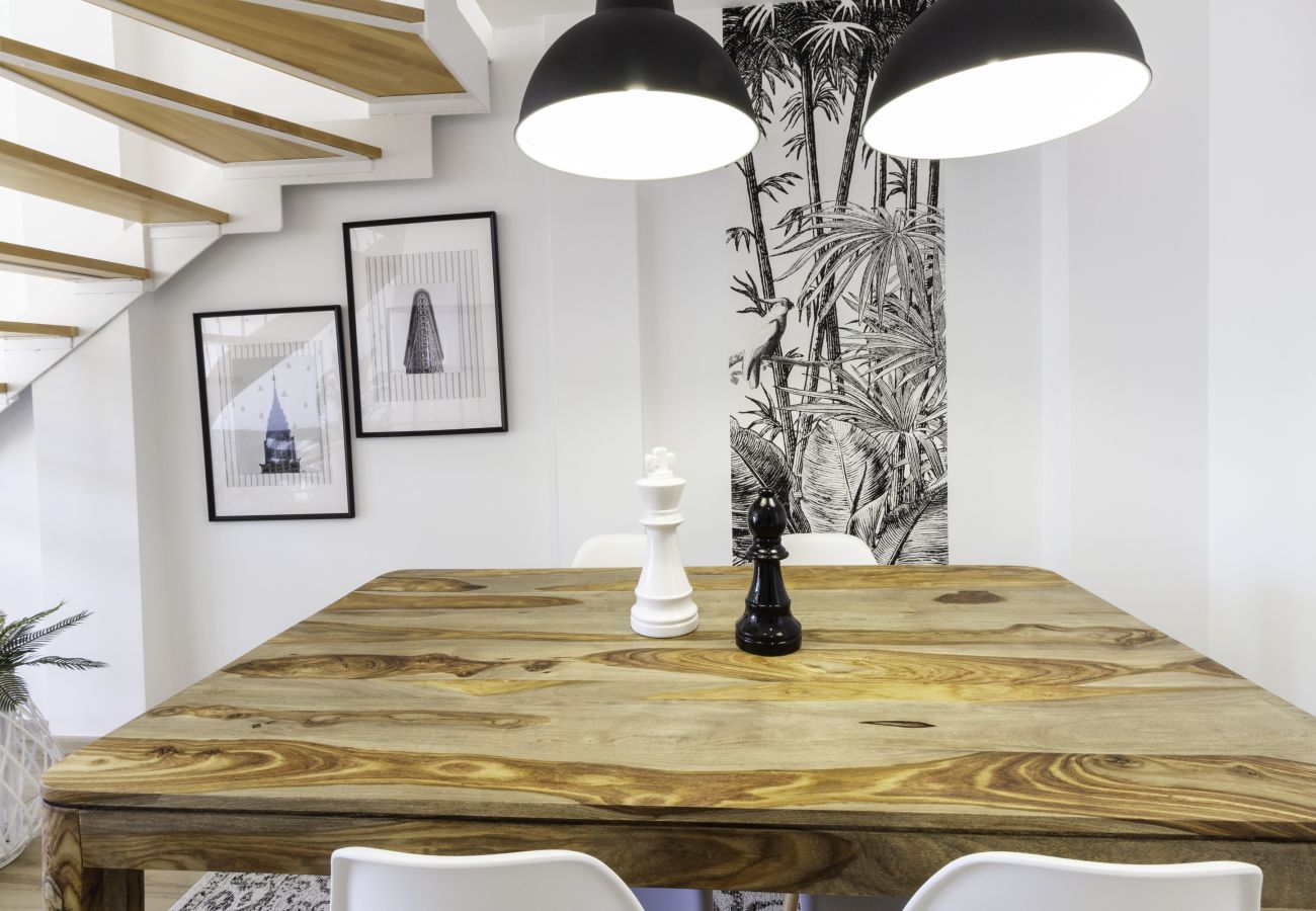 Ferienwohnung in Málaga - WintoWinRentals - Super Aussicht mit Terrasse neben dem Strand.