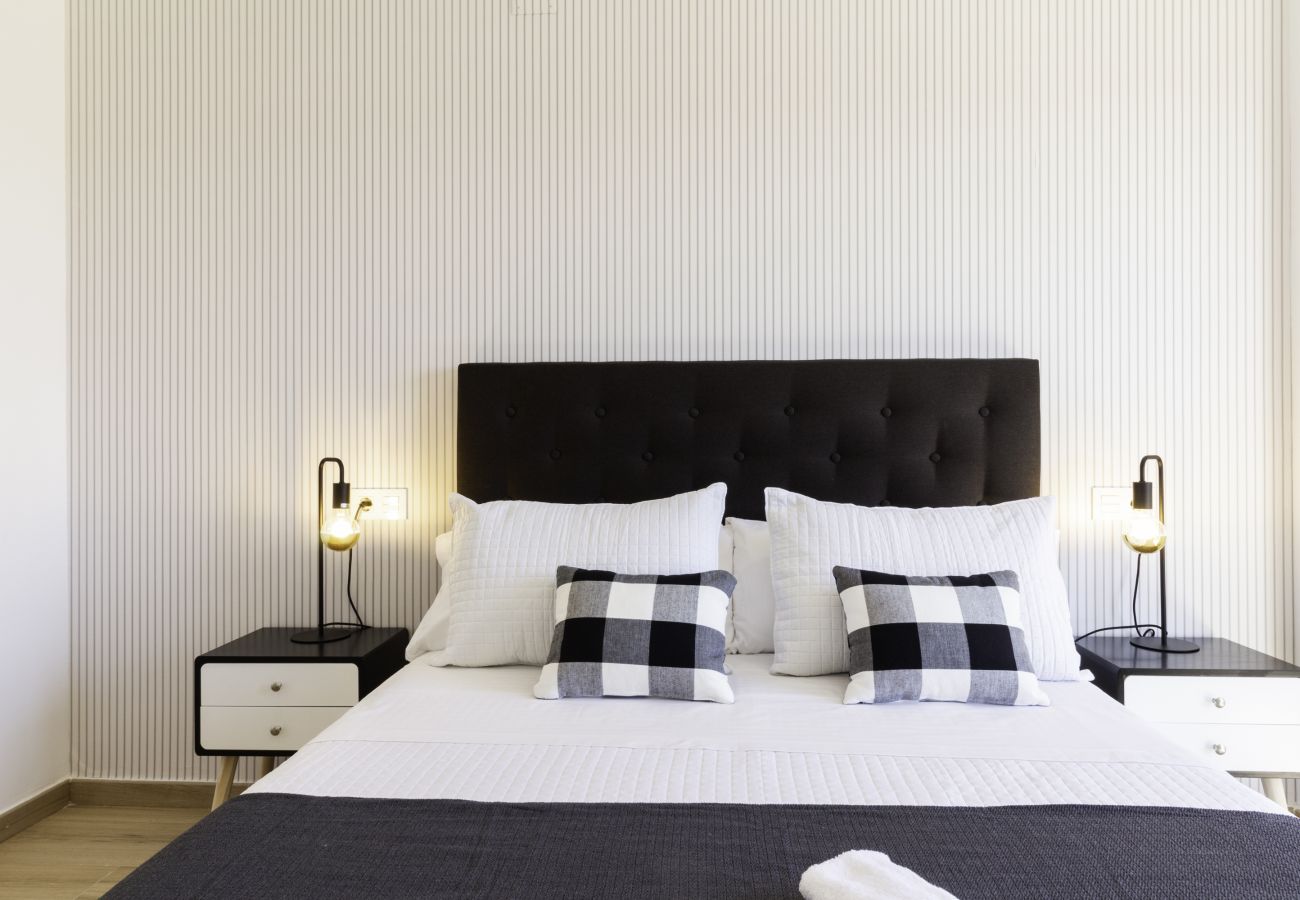 Ferienwohnung in Málaga - WintoWinRentals - Super Aussicht mit Terrasse neben dem Strand.