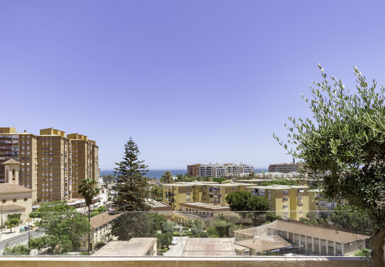 Ferienwohnung in Málaga - WintoWinRentals - Super Aussicht mit Terrasse neben dem Strand.