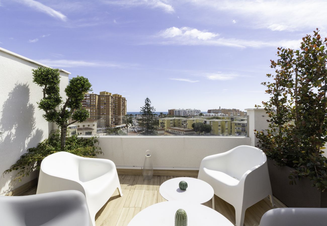 Ferienwohnung in Málaga - WintoWinRentals - Luxus-Penthouse mit Meerblick.