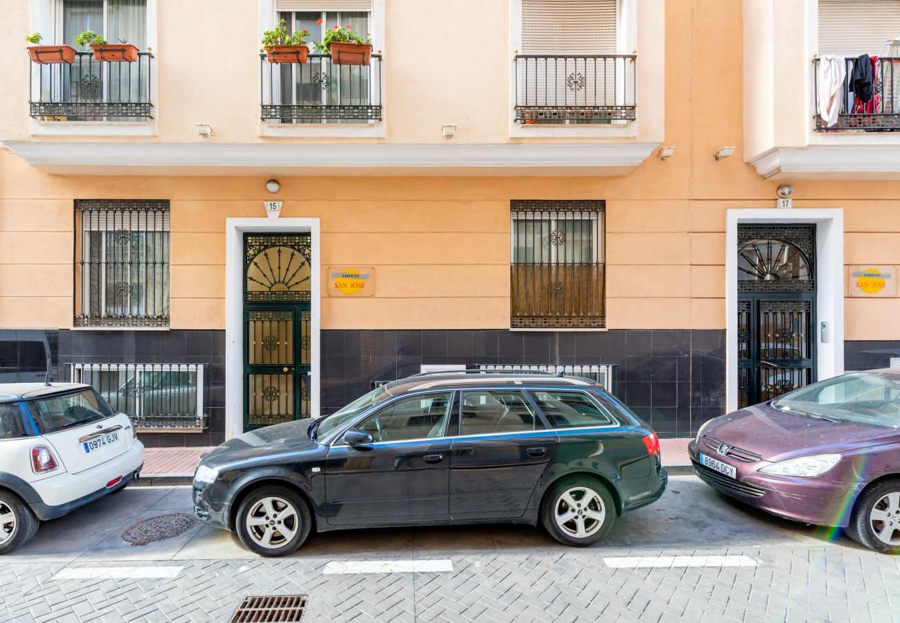 Ferienwohnung in Málaga - WintowinRentals - Fabelhafte Lage, Komfort und WIFI