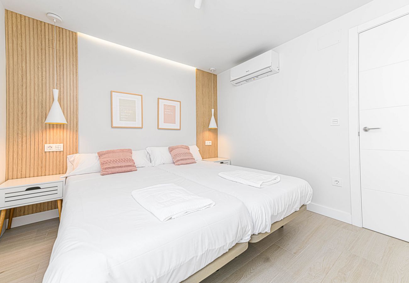 Ferienwohnung in Málaga - WintowinRentals Exklusives Penthouse in Strandnähe.