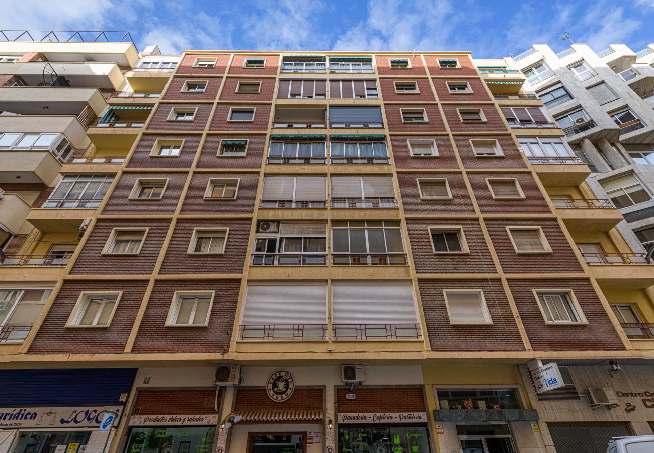 Ferienwohnung in Málaga - WintowinRentals Great Location in Soho Málaga