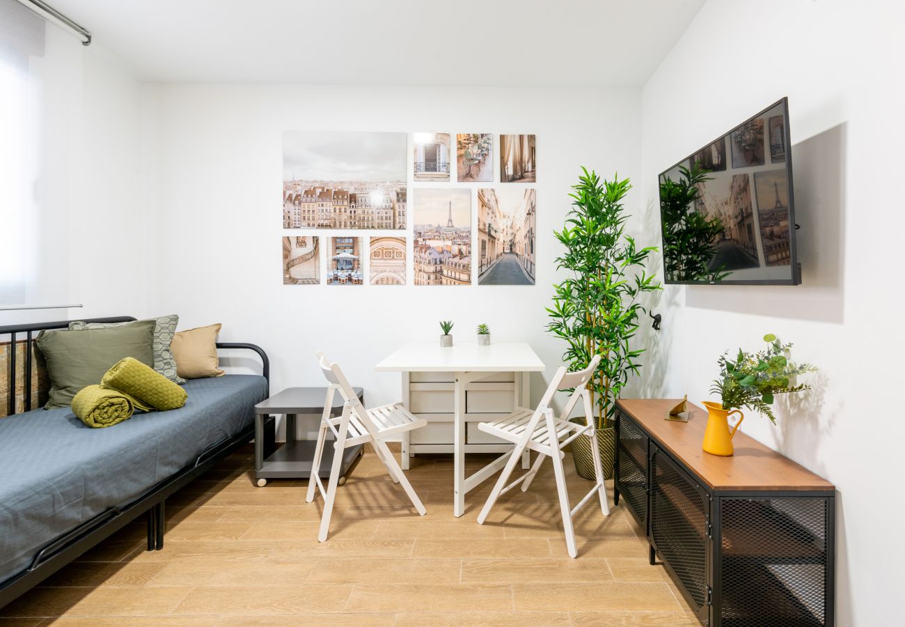 Ferienwohnung in Málaga - WintowinRentals Schön, modern und gemütlich.