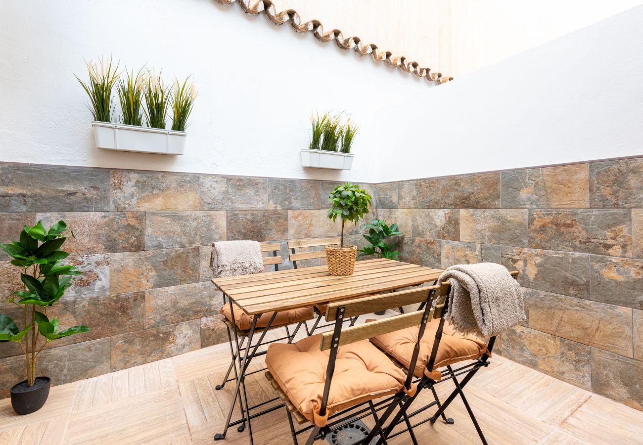 Ferienwohnung in Málaga - WintowinRentals Schön, modern und gemütlich.