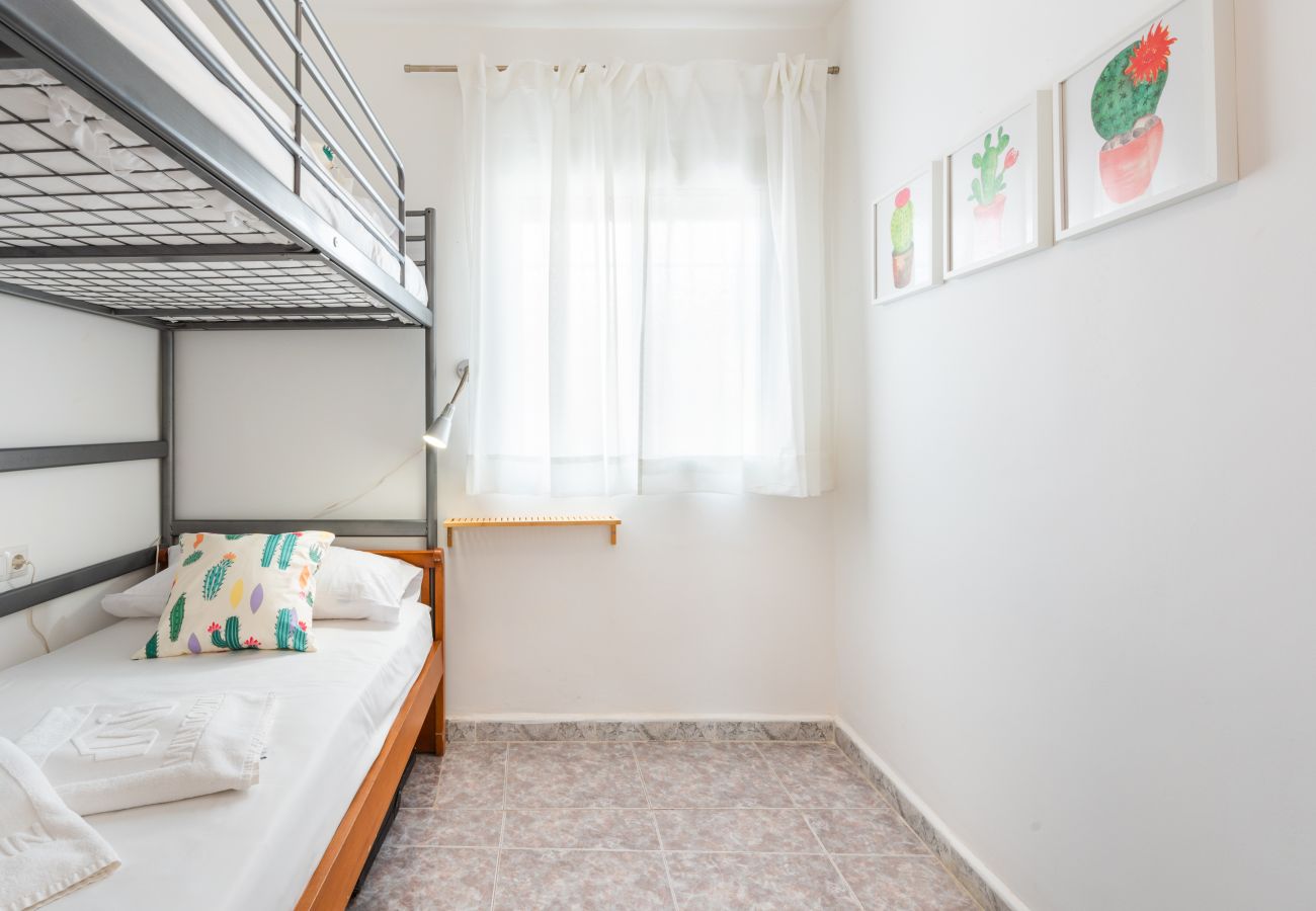 Doppelhaushälfte in Rincón de la Victoria - WintowinRentals Close to the beach, Private Terrace & Parking