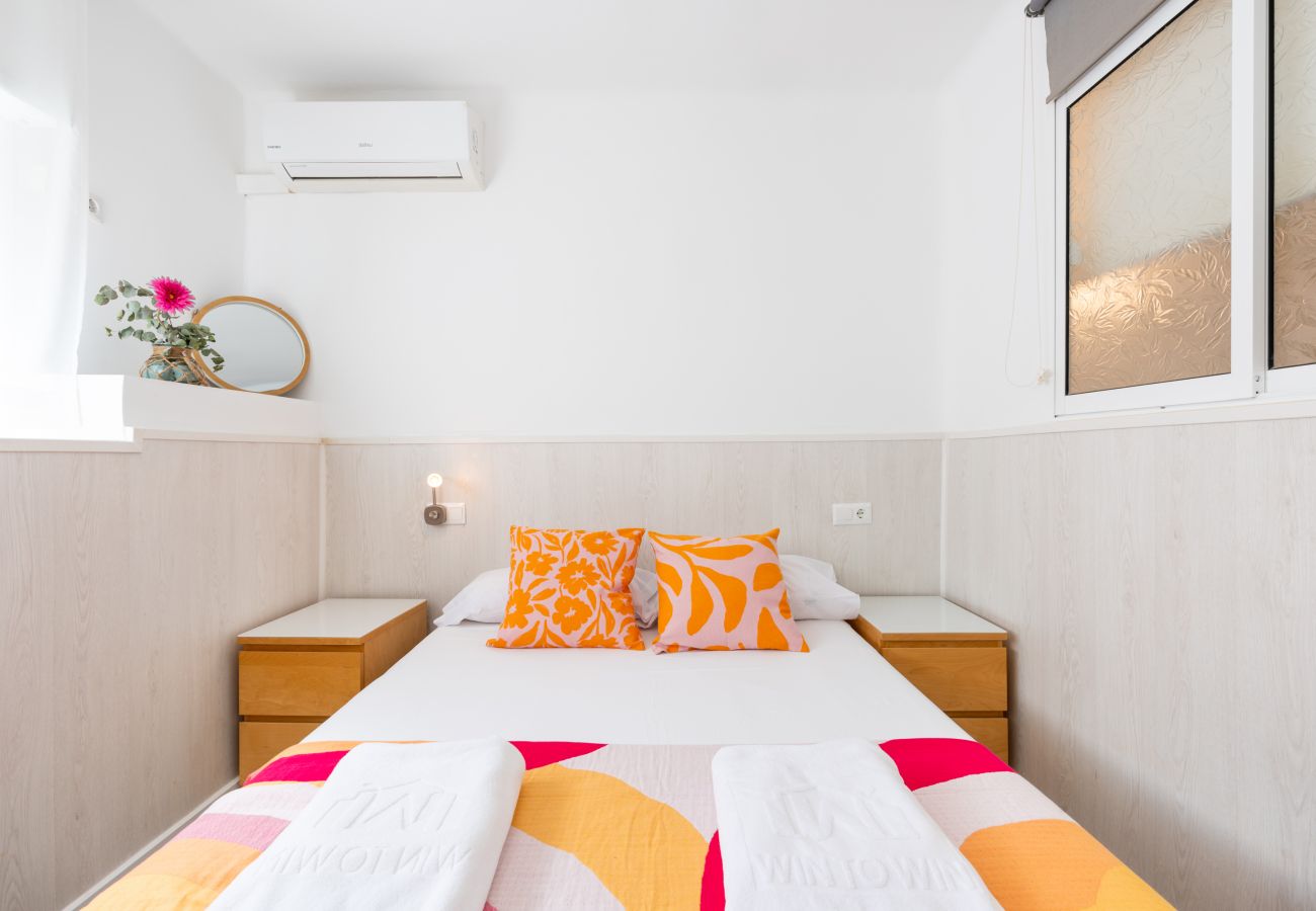 Doppelhaushälfte in Rincón de la Victoria - WintowinRentals Close to the beach, Private Terrace & Parking