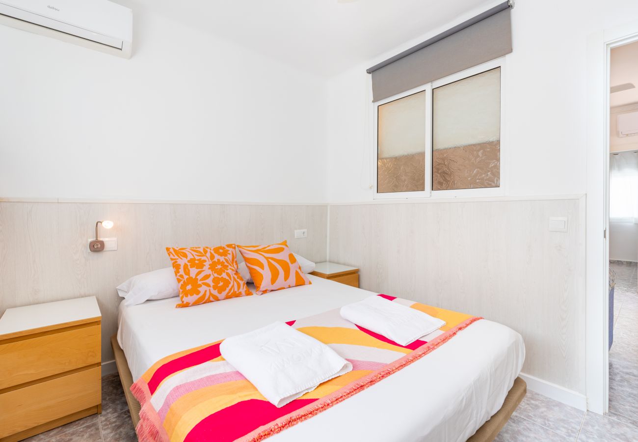 Doppelhaushälfte in Rincón de la Victoria - WintowinRentals Close to the beach, Private Terrace & Parking