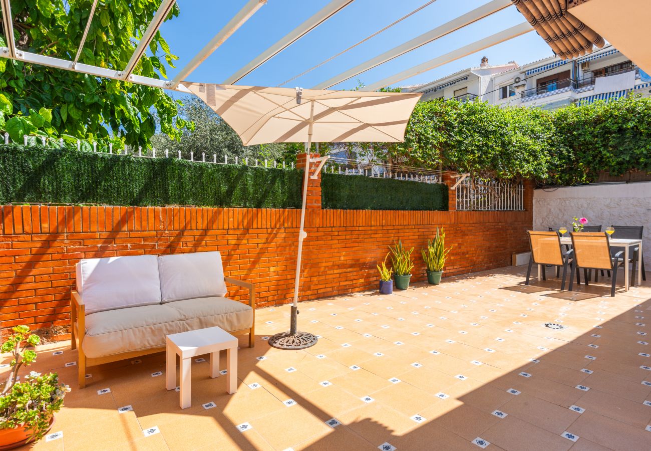 Doppelhaushälfte in Rincón de la Victoria - WintowinRentals Close to the beach, Private Terrace & Parking