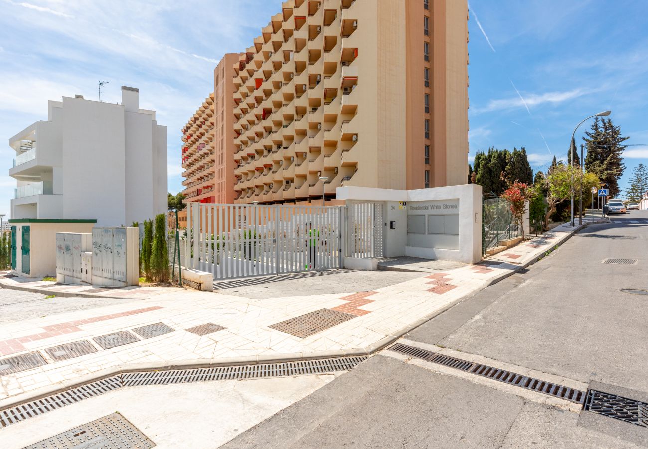 Ferienwohnung in Torremolinos - WintowinRentals Whitestones Amazing Apartment