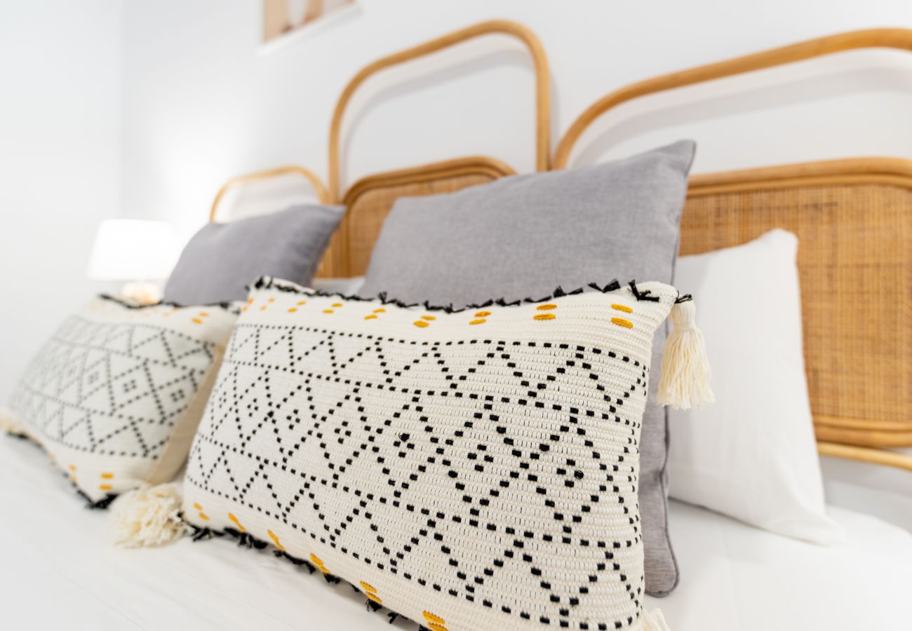 Ferienwohnung in Málaga - WintowinRentals Superb New-look Apartment 