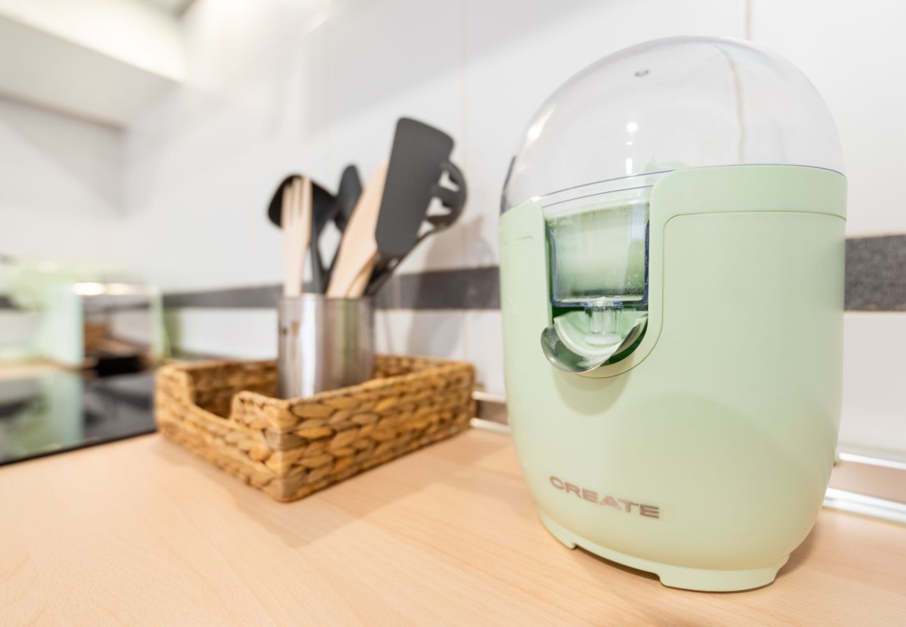 Ferienwohnung in Málaga - WintowinRentals Superb New-look Apartment 