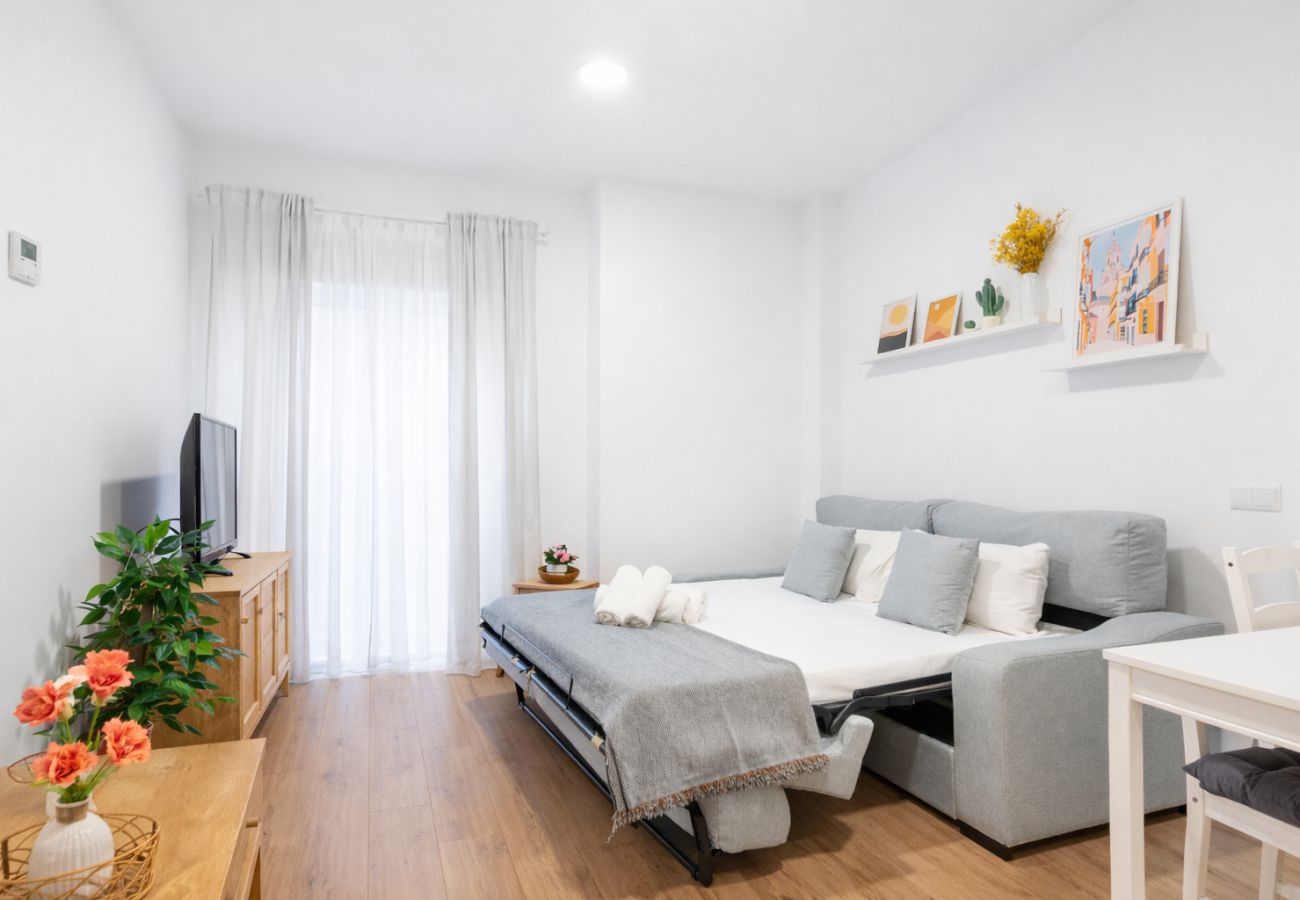 Ferienwohnung in Málaga - WintowinRentals Superb New-look Apartment 