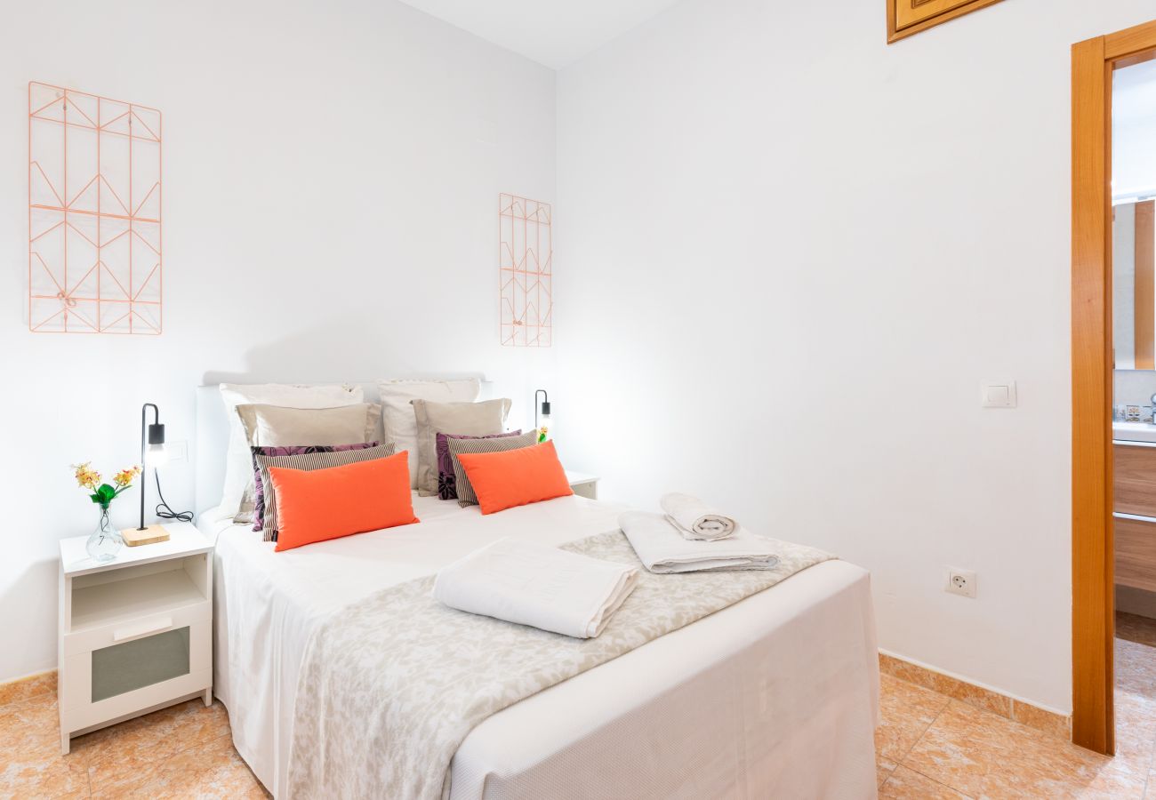 Ferienwohnung in Málaga - WintowinRentals Great Apartment, Amazing Location in Parque Mediterráneo