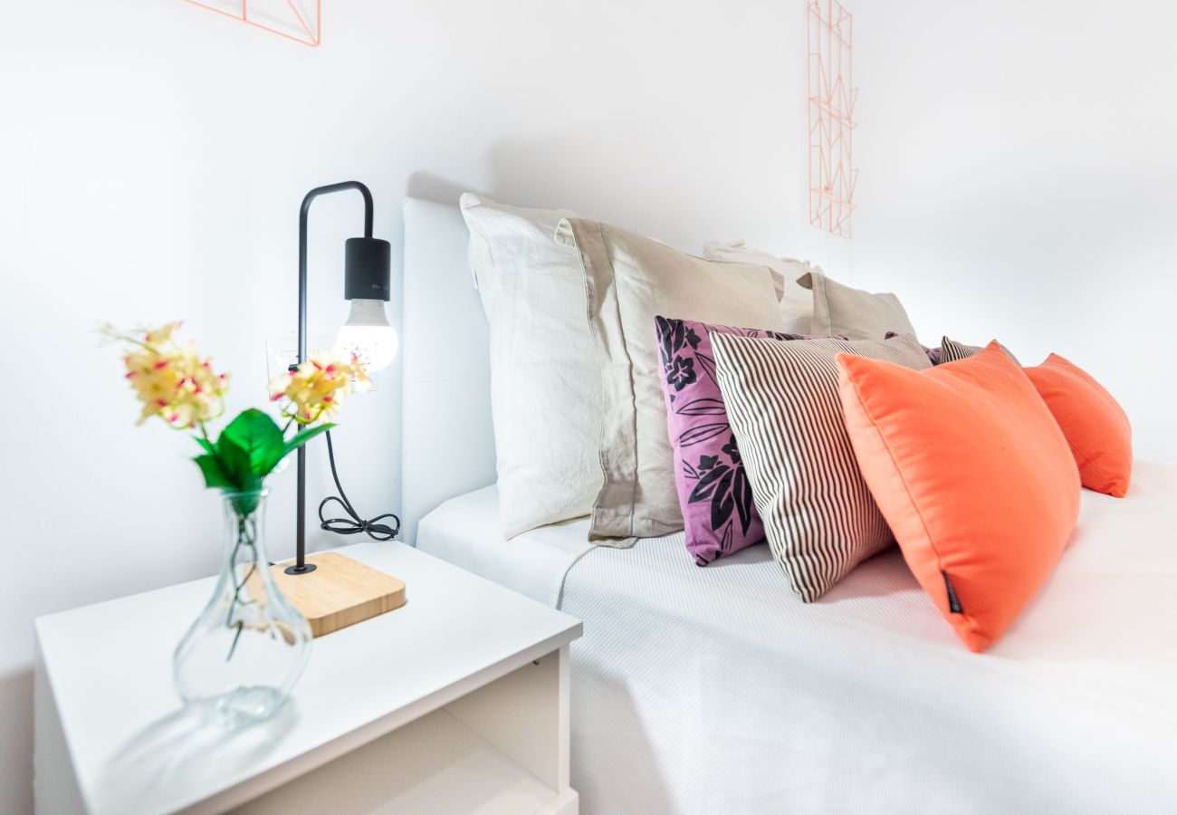 Ferienwohnung in Málaga - WintowinRentals Great Apartment, Amazing Location in Parque Mediterráneo