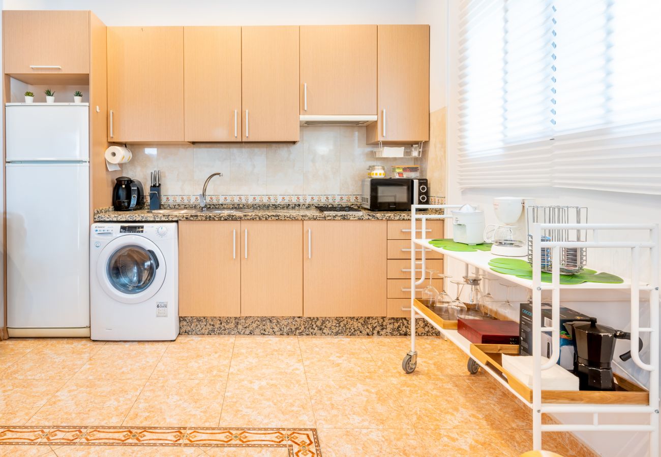 Ferienwohnung in Málaga - WintowinRentals Great Apartment, Amazing Location in Parque Mediterráneo