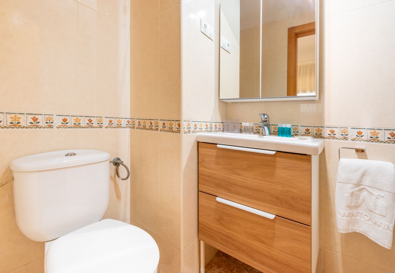 Ferienwohnung in Málaga - WintowinRentals Great Apartment, Amazing Location in Parque Mediterráneo