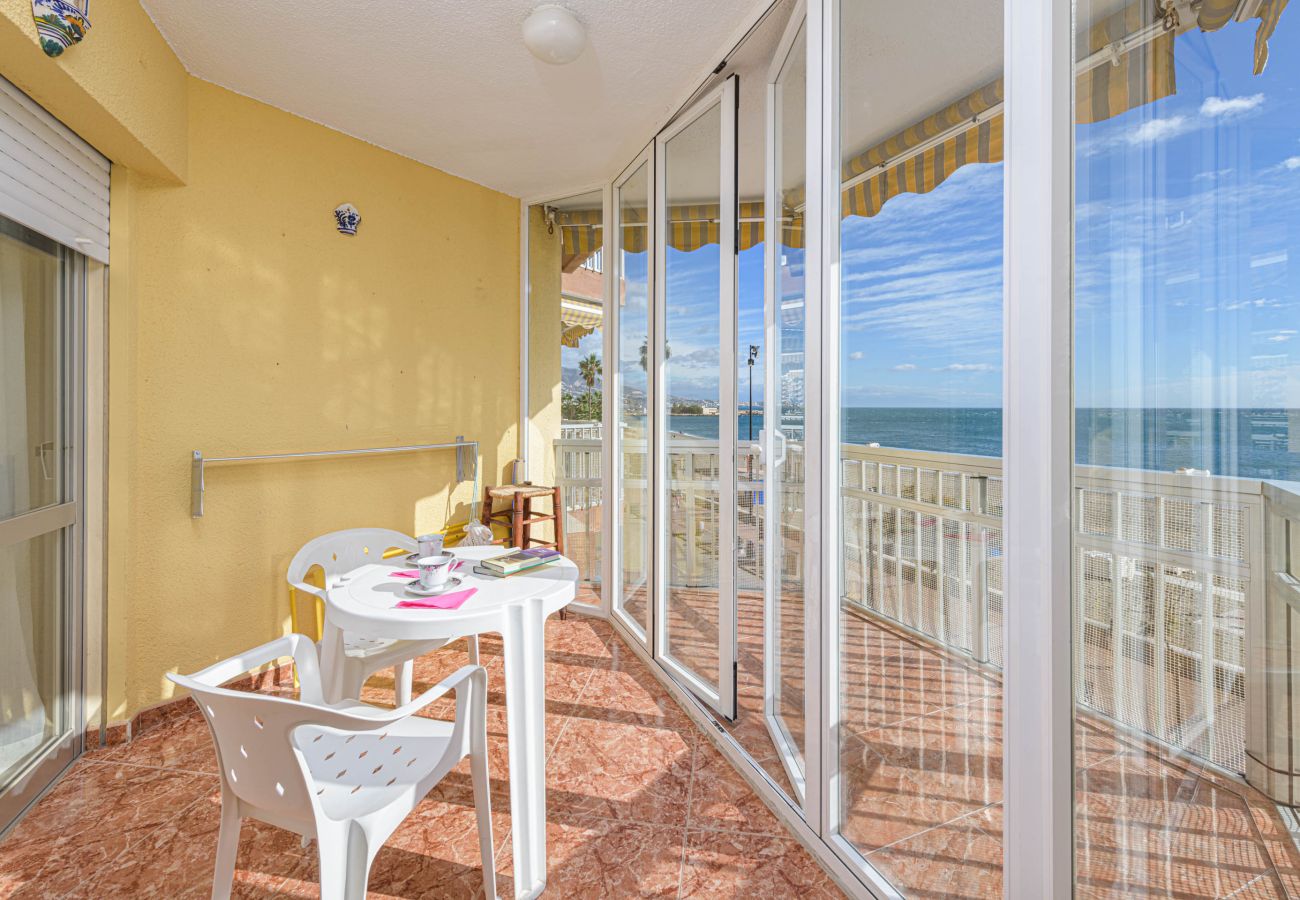 Ferienwohnung in Fuengirola - Great Location and Frontal Sea View Fuengirola