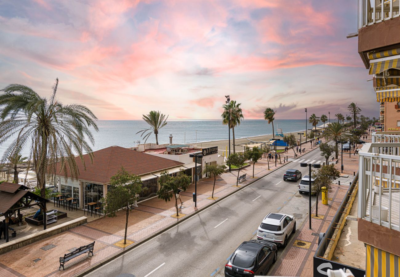 Ferienwohnung in Fuengirola - Great Location and Frontal Sea View Fuengirola