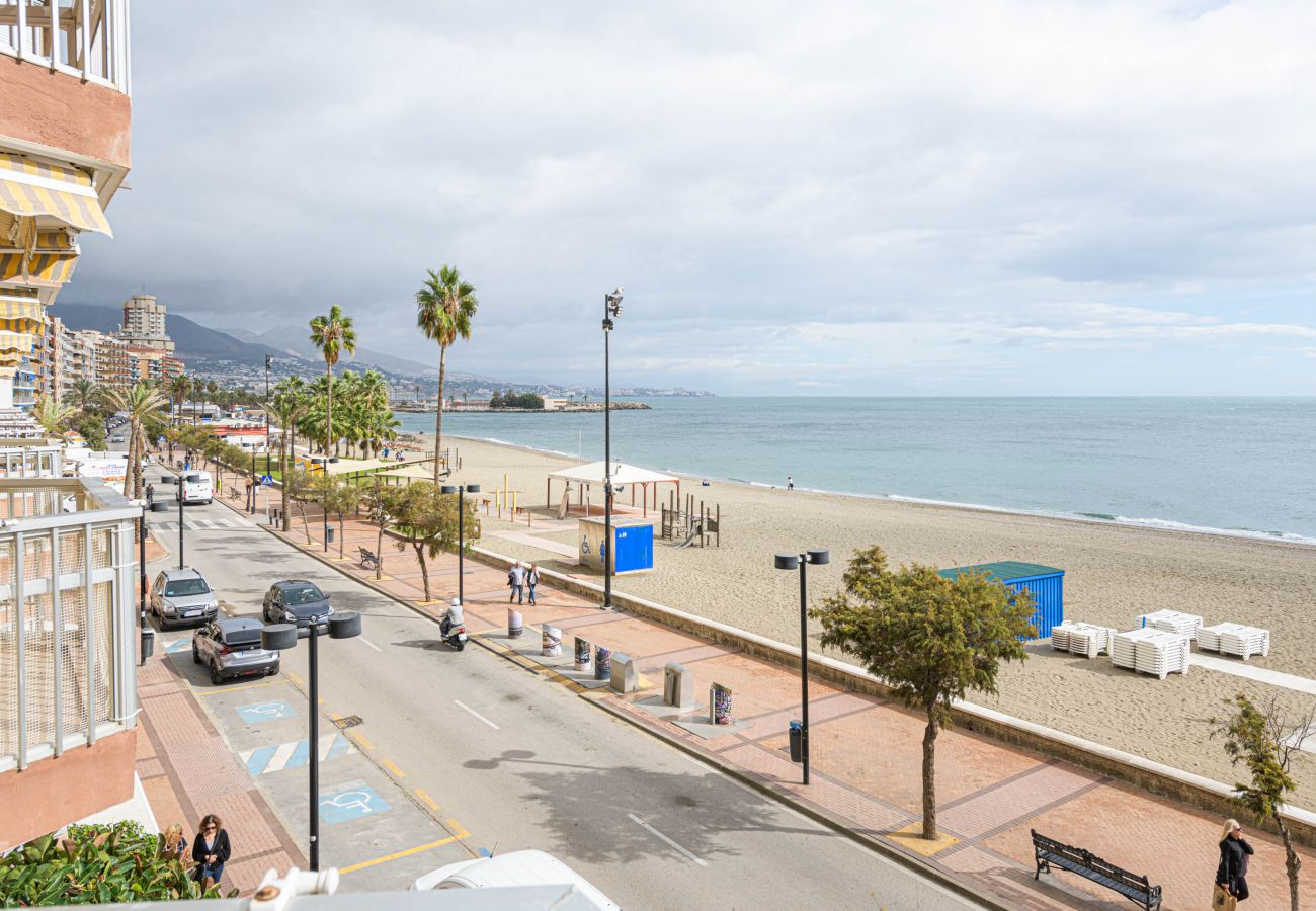Ferienwohnung in Fuengirola - Great Location and Frontal Sea View Fuengirola