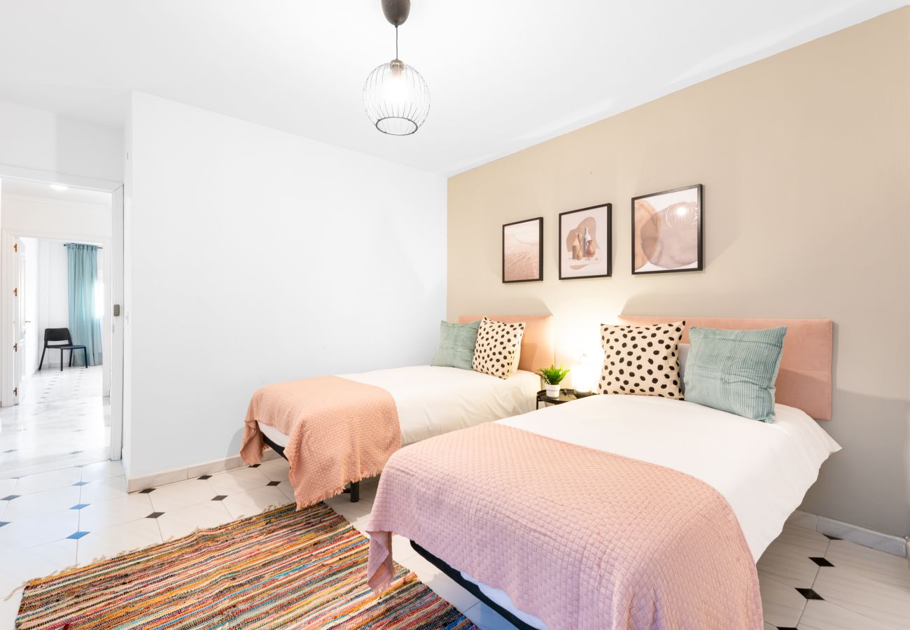 Ferienwohnung in Málaga - Your Home Steps from the Center