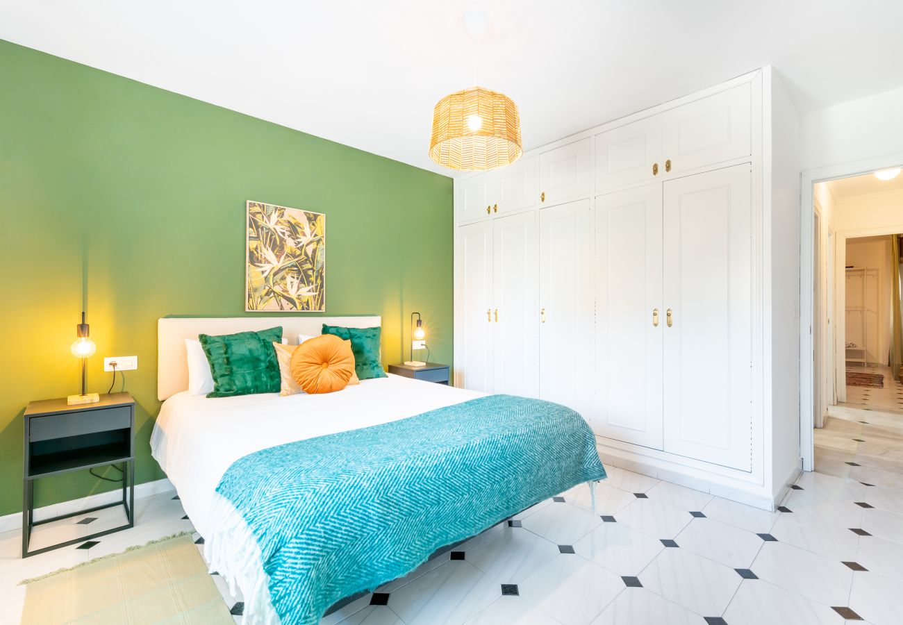 Ferienwohnung in Málaga - Your Home Steps from the Center