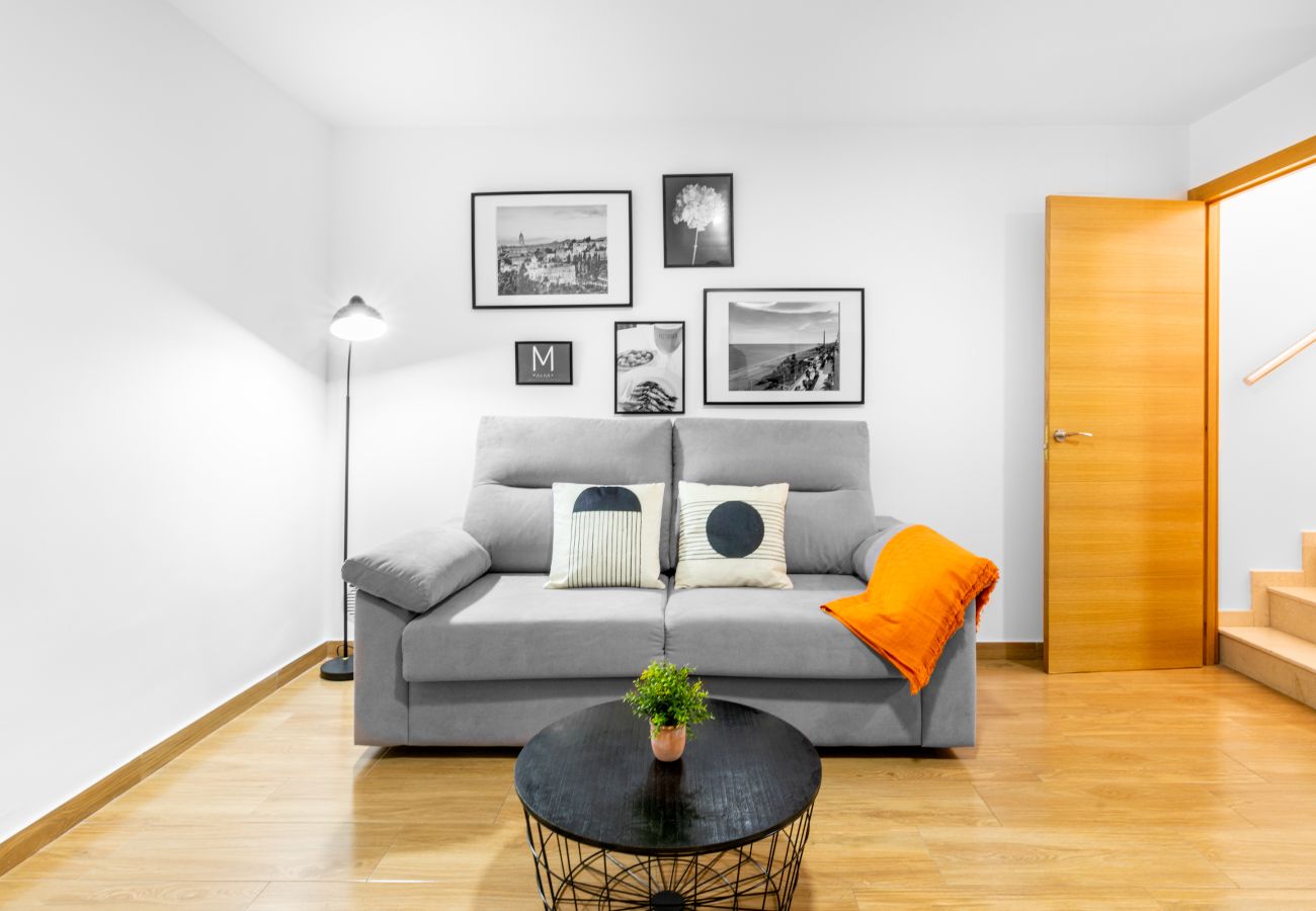 Doppelhaushälfte in Málaga - WintowinRentals Huelin House Terraza Chill out 2