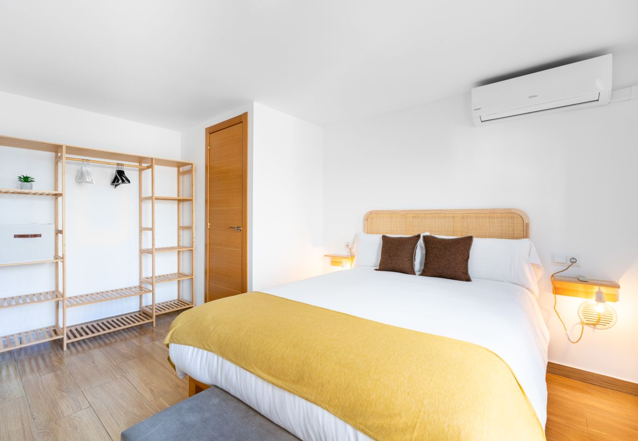 Doppelhaushälfte in Málaga - WintowinRentals Huelin House Terraza Chill out 2