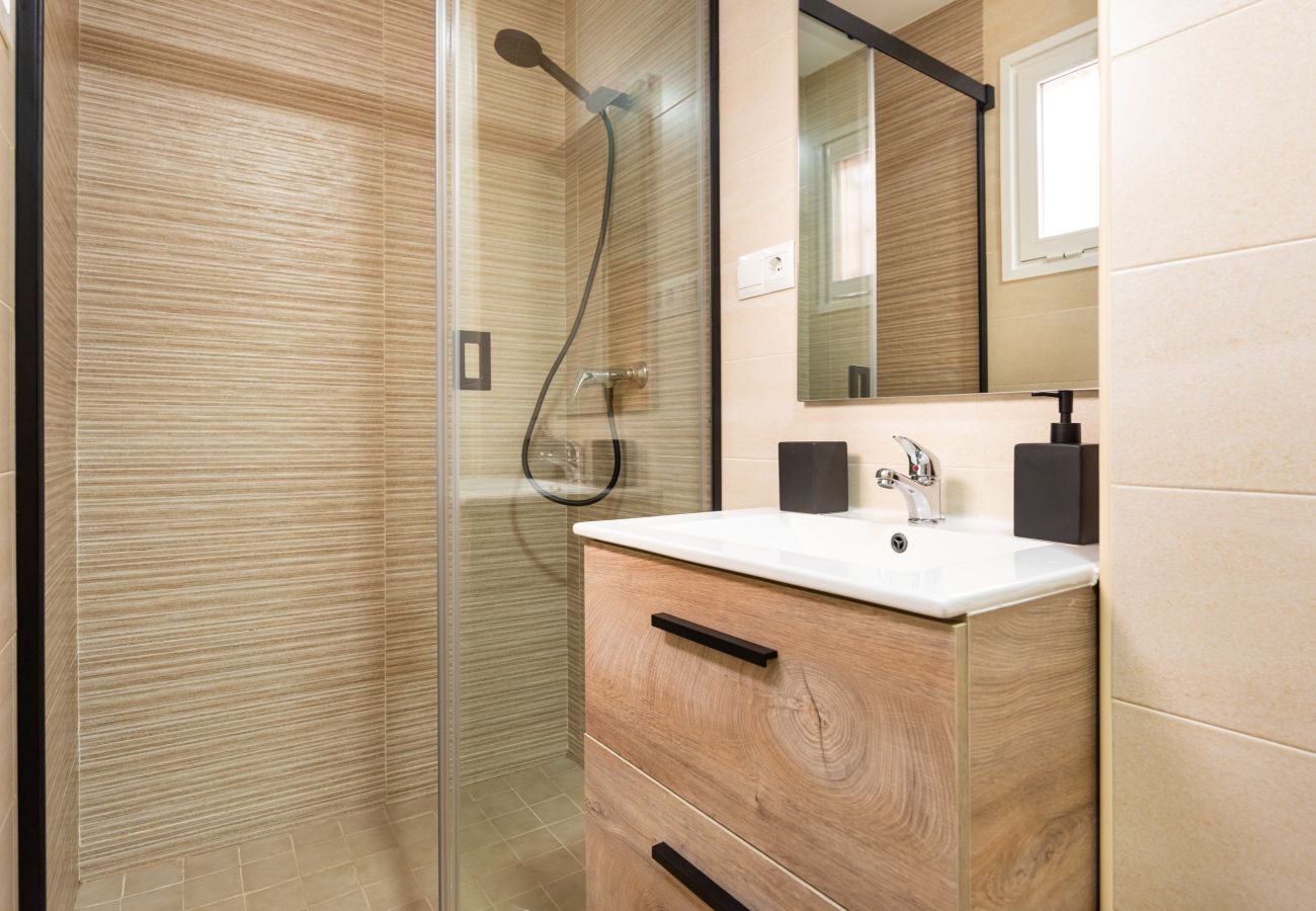 Doppelhaushälfte in Málaga - WintowinRentals Huelin House Terraza Chill out 2