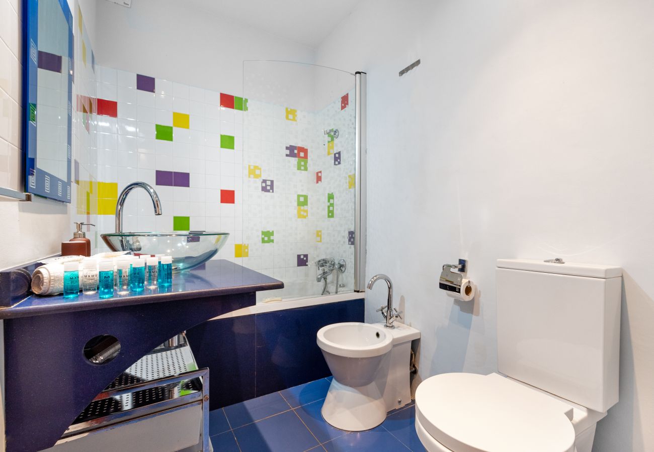 Ferienwohnung in Málaga - WintowinRenttals Cool Apartment in Lagunillas.