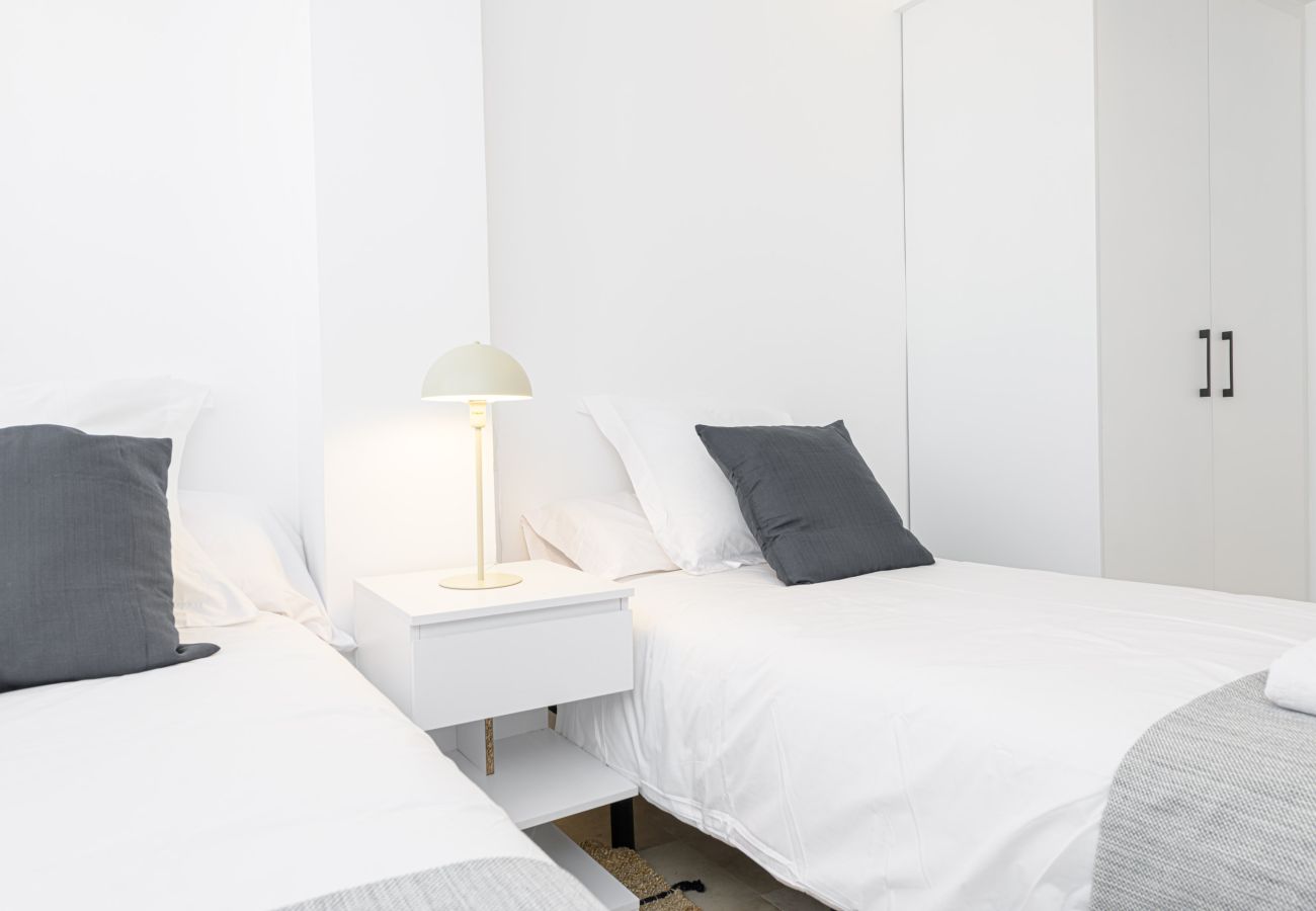 Ferienwohnung in Málaga - WintowinRentals Al-Mansa Zentral und still